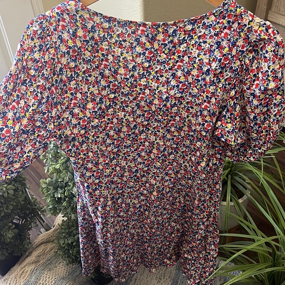 H&M Flower Dress Size M - Picture 7 of 10
